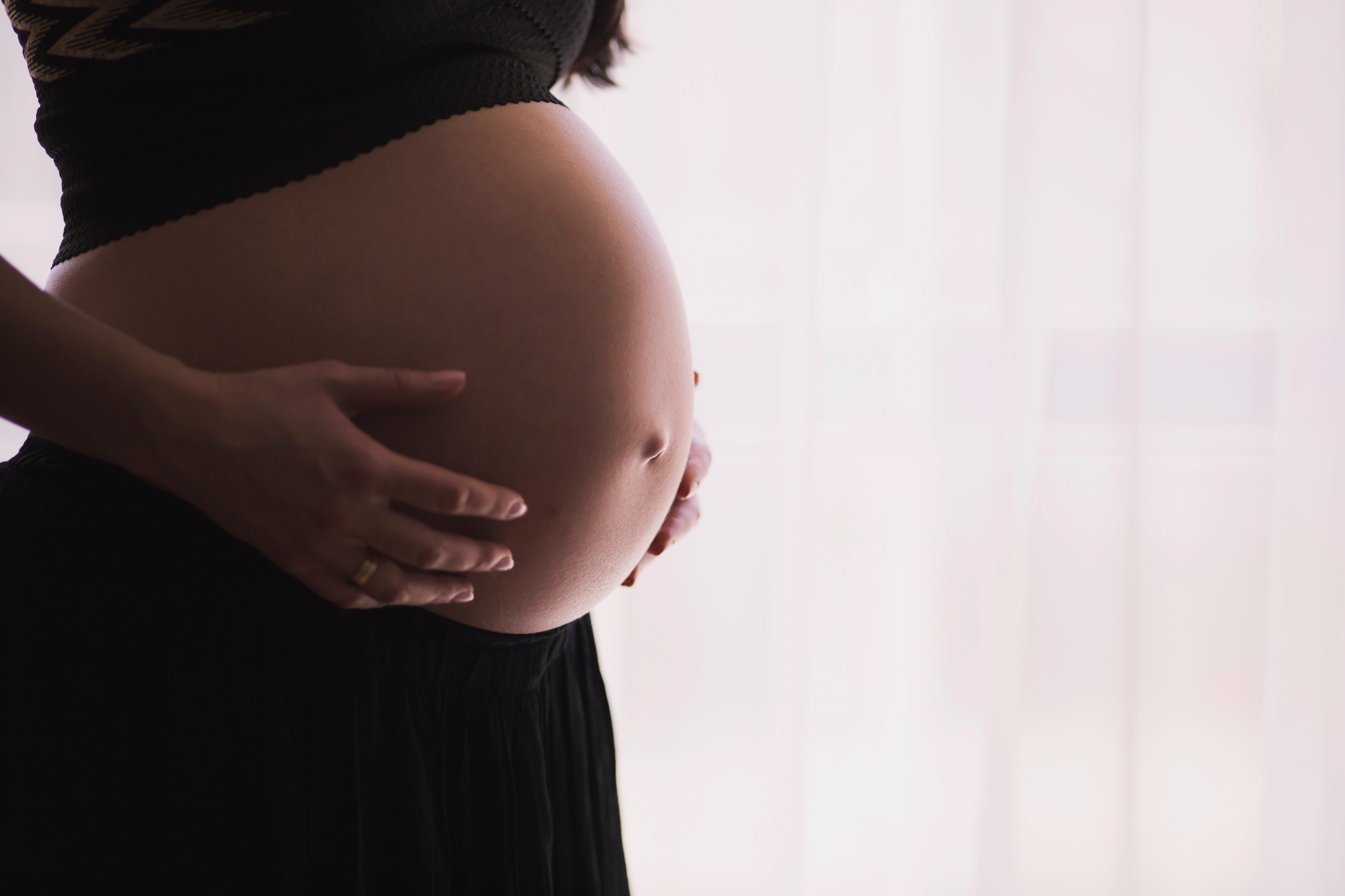 Lo que las mujeres embarazadas o que amamantan deben saber sobre
